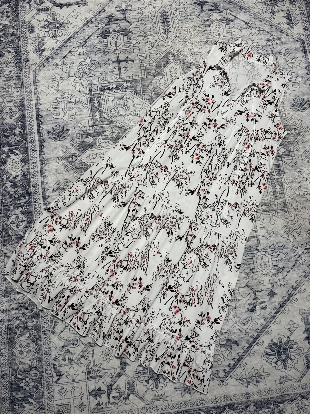 White Abstract Tiered Sleeveless Maxi Dress